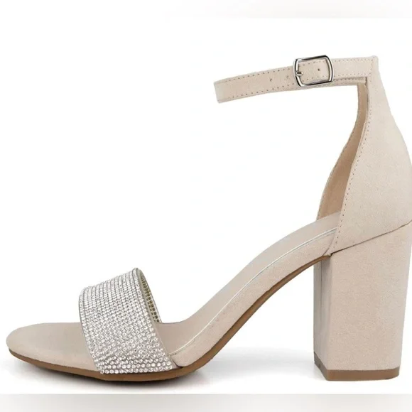 NWT Chic Ankle Strap with a Block High Heel and Embellished Strap with Stones - Picture 2 of 5